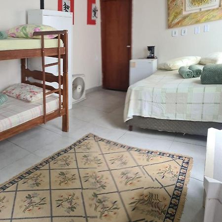 Rio Guesthouse - Um Quarteirao Da Praia De Copacabana ริโอเดจาเนโร ภายนอก รูปภาพ