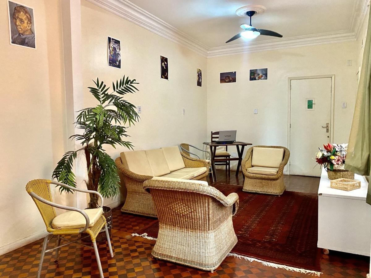 Rio Guesthouse - Um Quarteirao Da Praia De Copacabana ริโอเดจาเนโร ภายนอก รูปภาพ