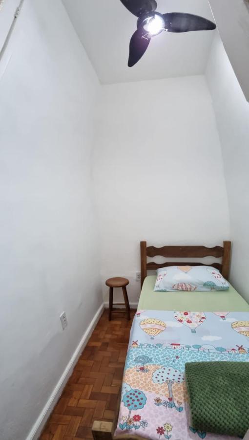 Rio Guesthouse - Um Quarteirao Da Praia De Copacabana ริโอเดจาเนโร ภายนอก รูปภาพ